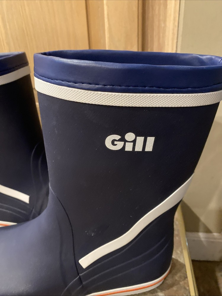 GILL Short Cruising Navy Boot Size 13