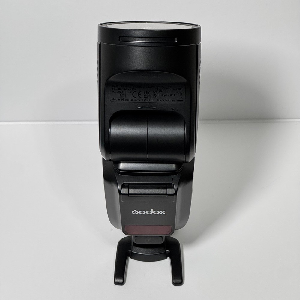 GODOX V100N U Flash - Magnetic ring - Ships UPS Ground