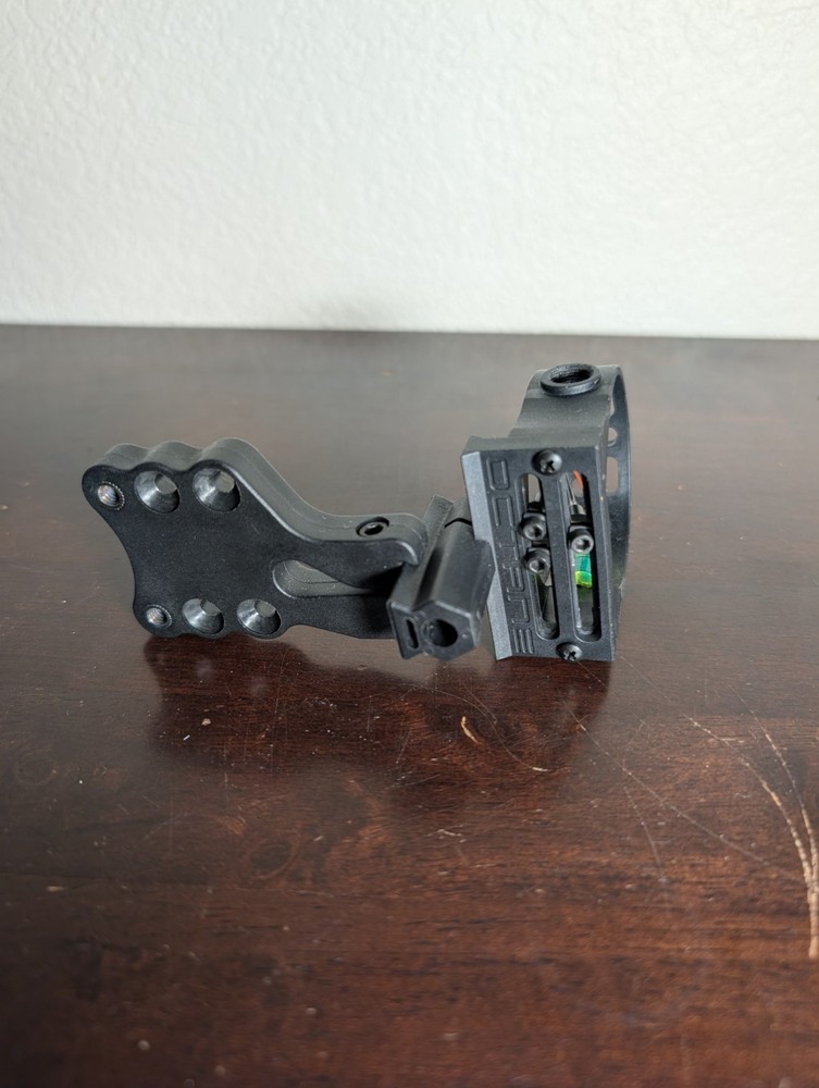 Octane Stryker Fixed Pin Sight 3 Pin.