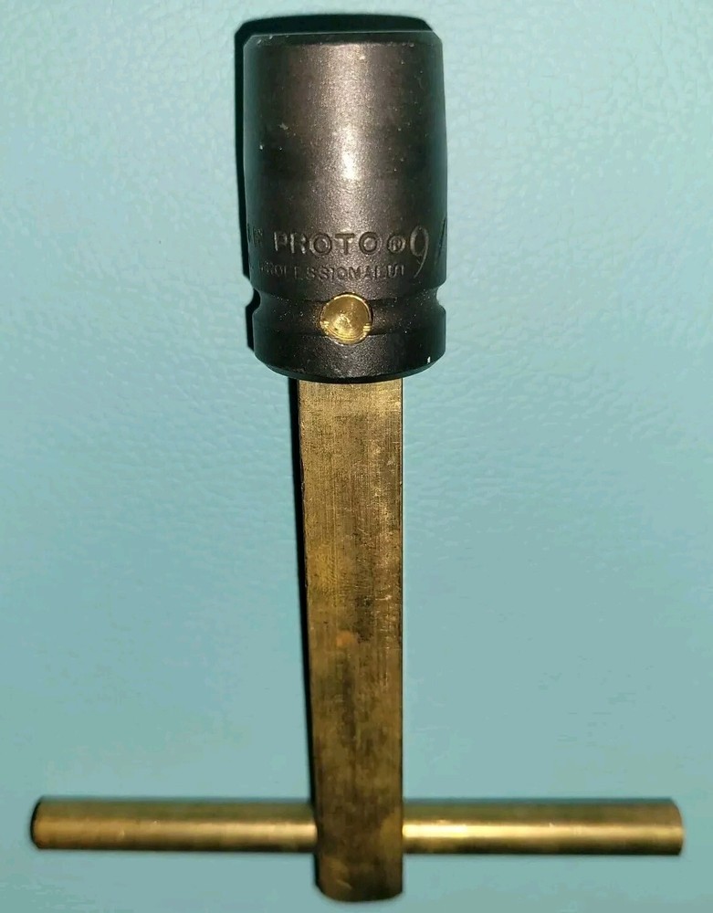 Vintage Profession Solid Brass T-Handle Socket Tool 9/16 number 7418 H.. Rare