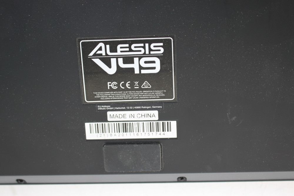 DEFECTIVE Alesis V49 Midi Keyboard Controller #R4376