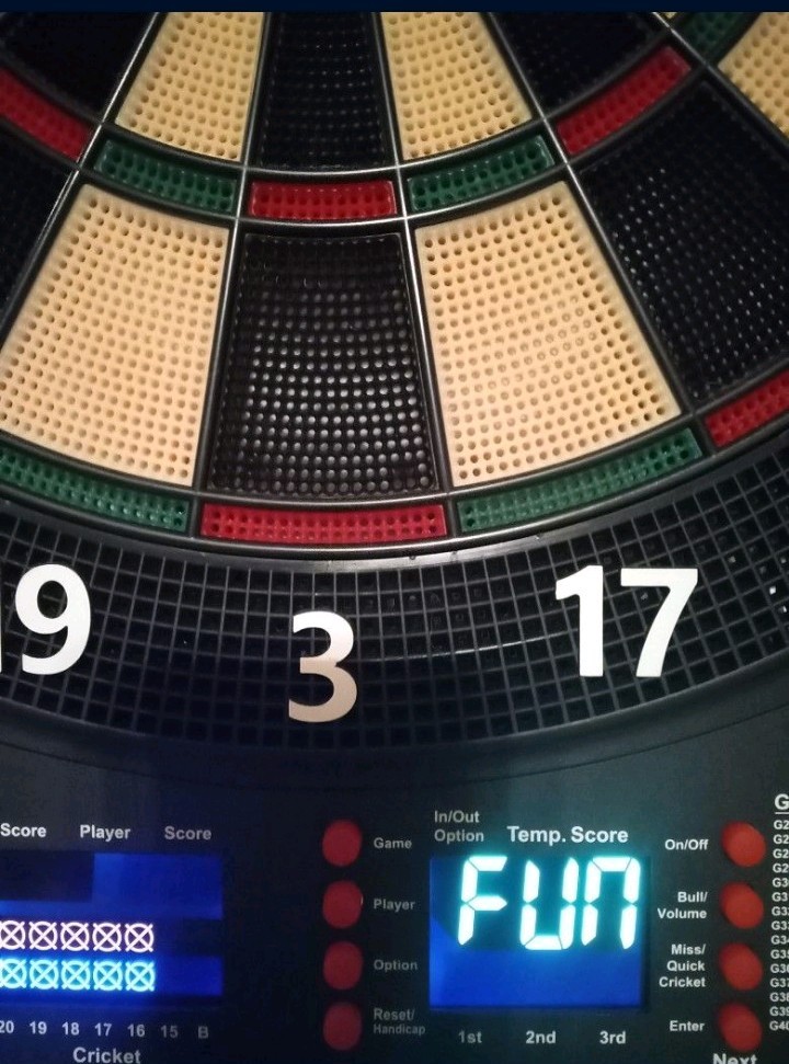 Electronic Dartboard with Digital Display and 6 Soft Tip Darts