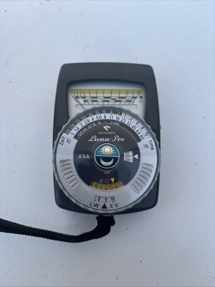Gossen Luna Pro Ambient Analog Light Exposure Meter, Excellent & Leather Case