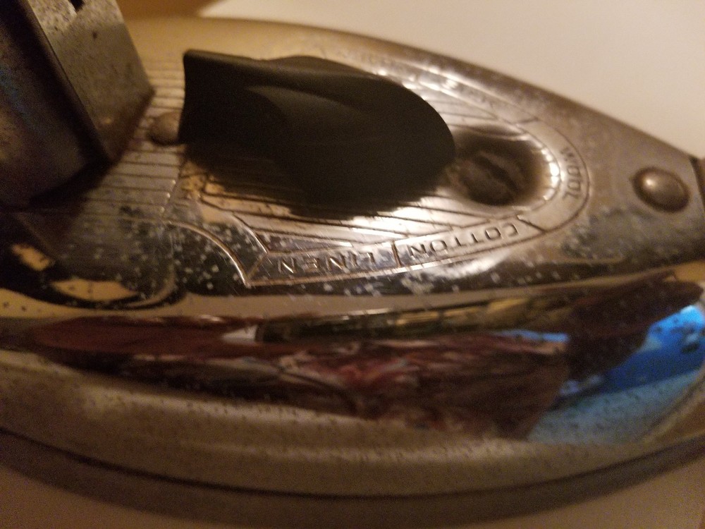 Vintage General Electric Iron