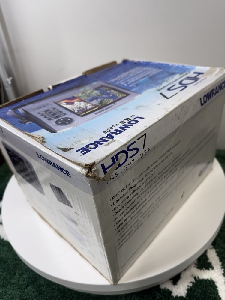 Lowrance HDS 7 Insight Fishfinder + GPS Plotter - Please See Description & Pics