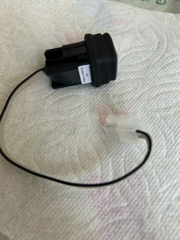 HYSTER Yale PUSH BUTTON SWITCH 582020280