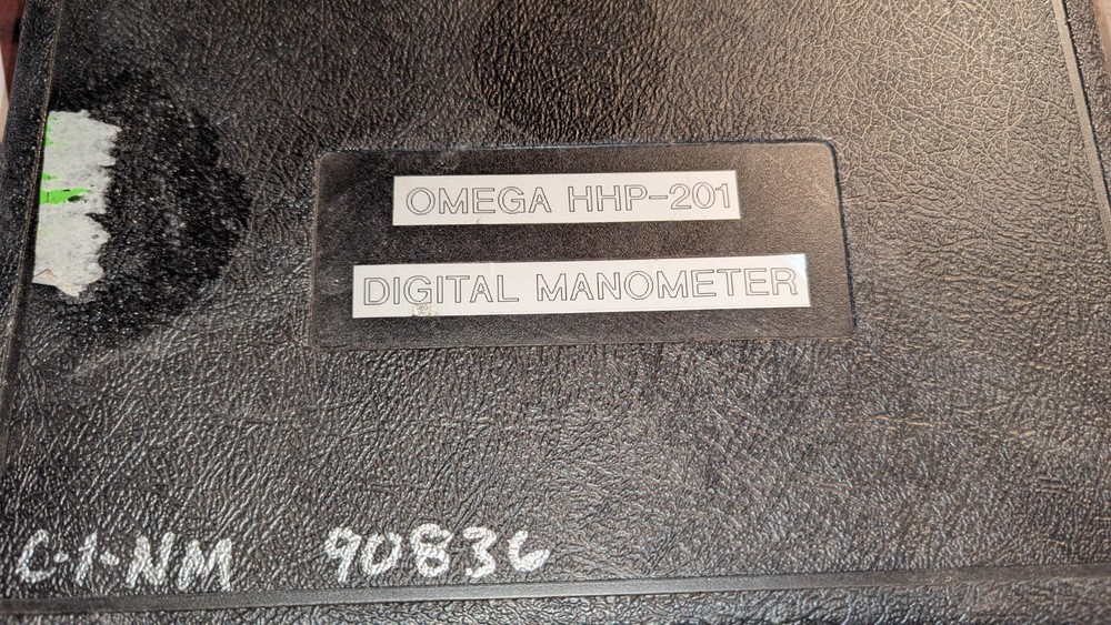 Omega Engineering HHP-201 Digital Manometer