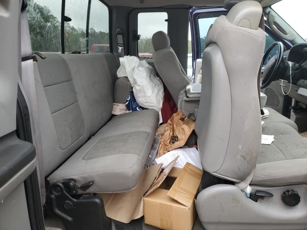 F250SD 2006 Glove Box 4708083