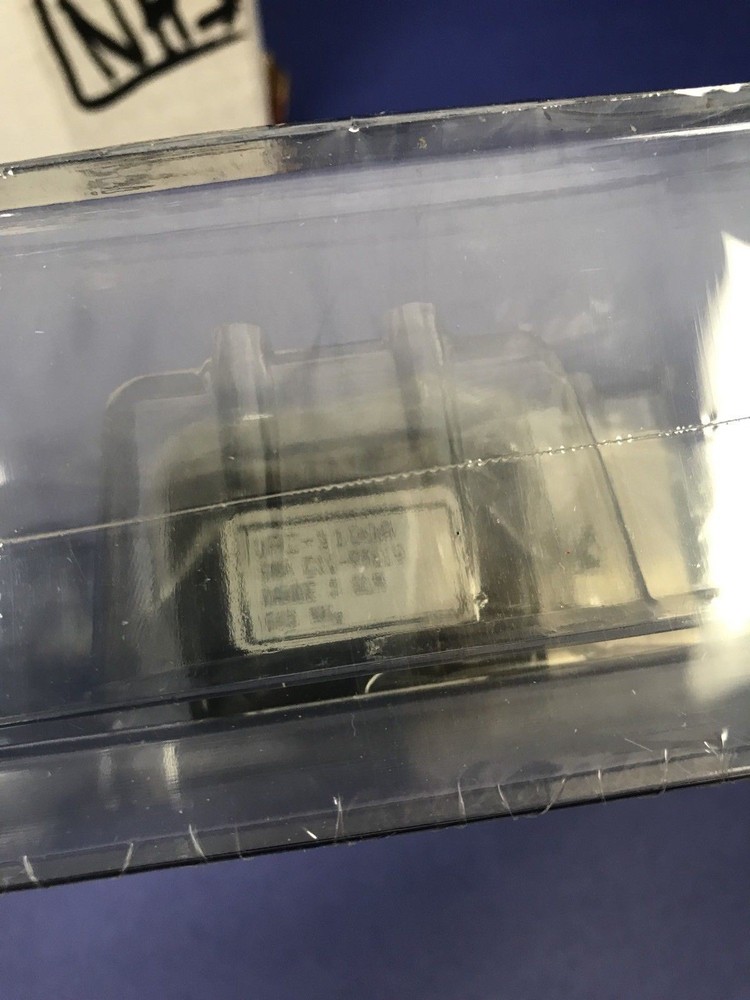 Unit UFC-1100A Mass Flow Controller, NH3, 5 SLM, Refurbished