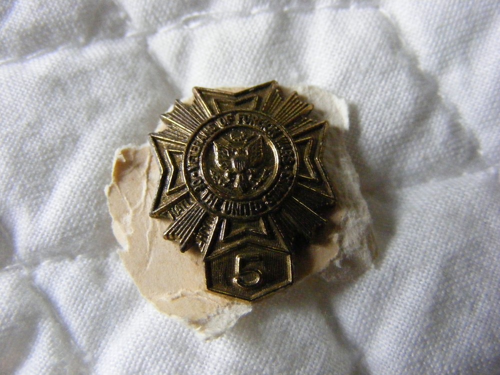 VFW 5 Year Pin   a