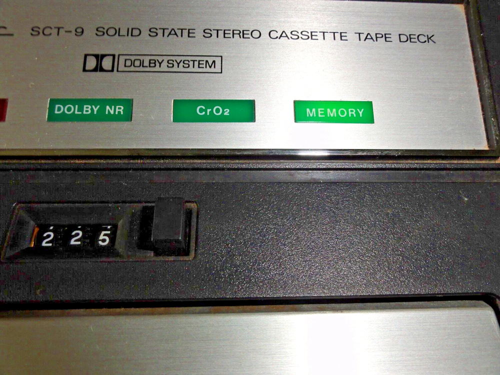 Vintage Realistic SCT-9 Solid State Stereo Cassette Deck Good for Restoration
