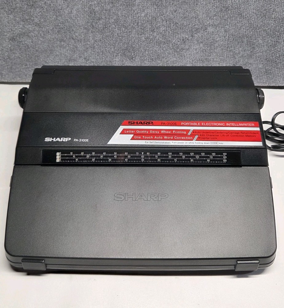 Sharp PA-3100E Portable Electronic Intelliwriter Typewriter w/ Box And Extras