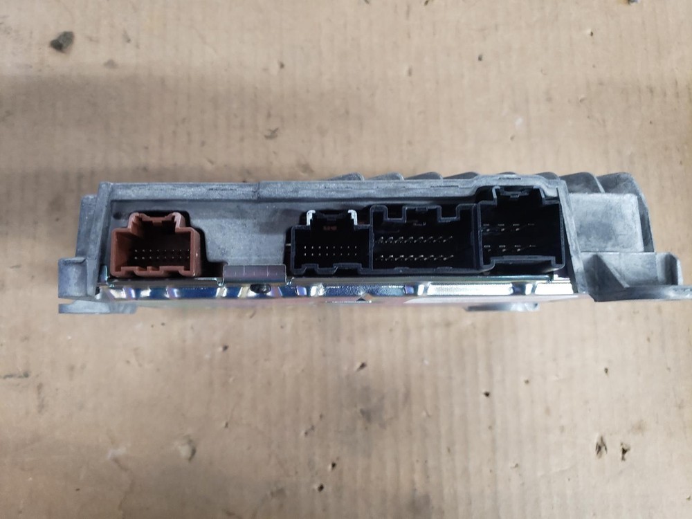 16 YUKON Amplifier, ID 23455135
