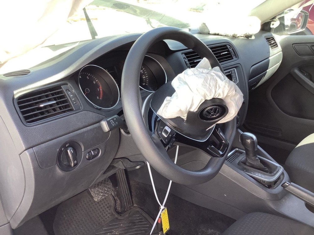 JETTA 2016 Glove Box 4558082