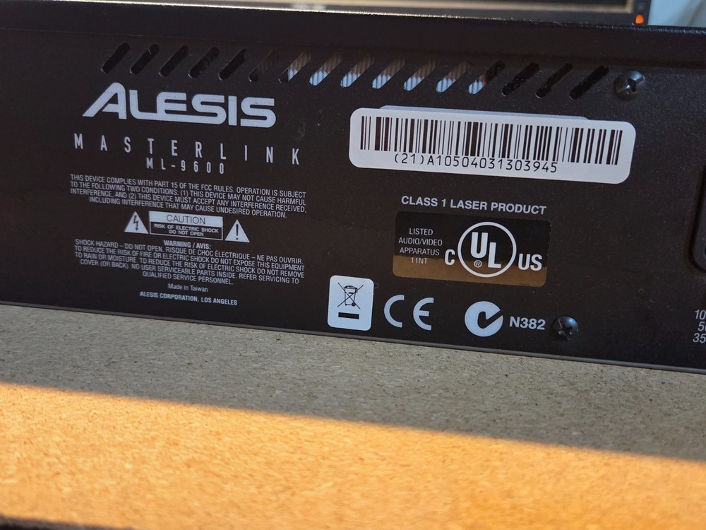 USED - Alesis Masterlink ML-9600 High Resolution Master Disc CD Recorder - READ