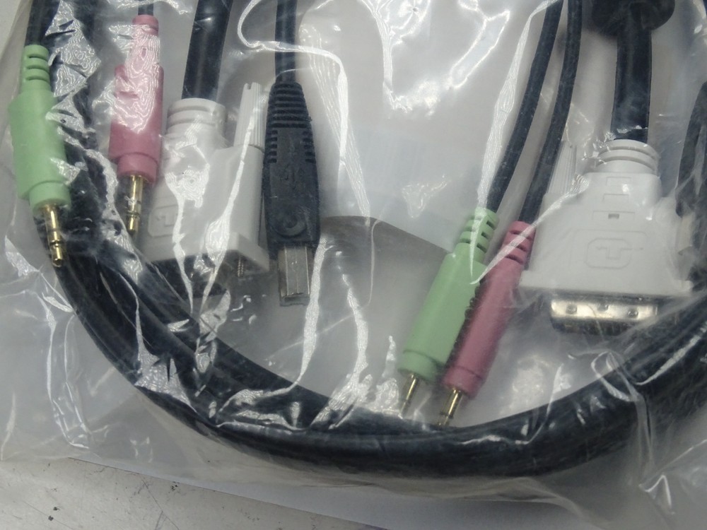 StarTech 6ft 4-in-1 USB DisplayPort KVM Switch Cable