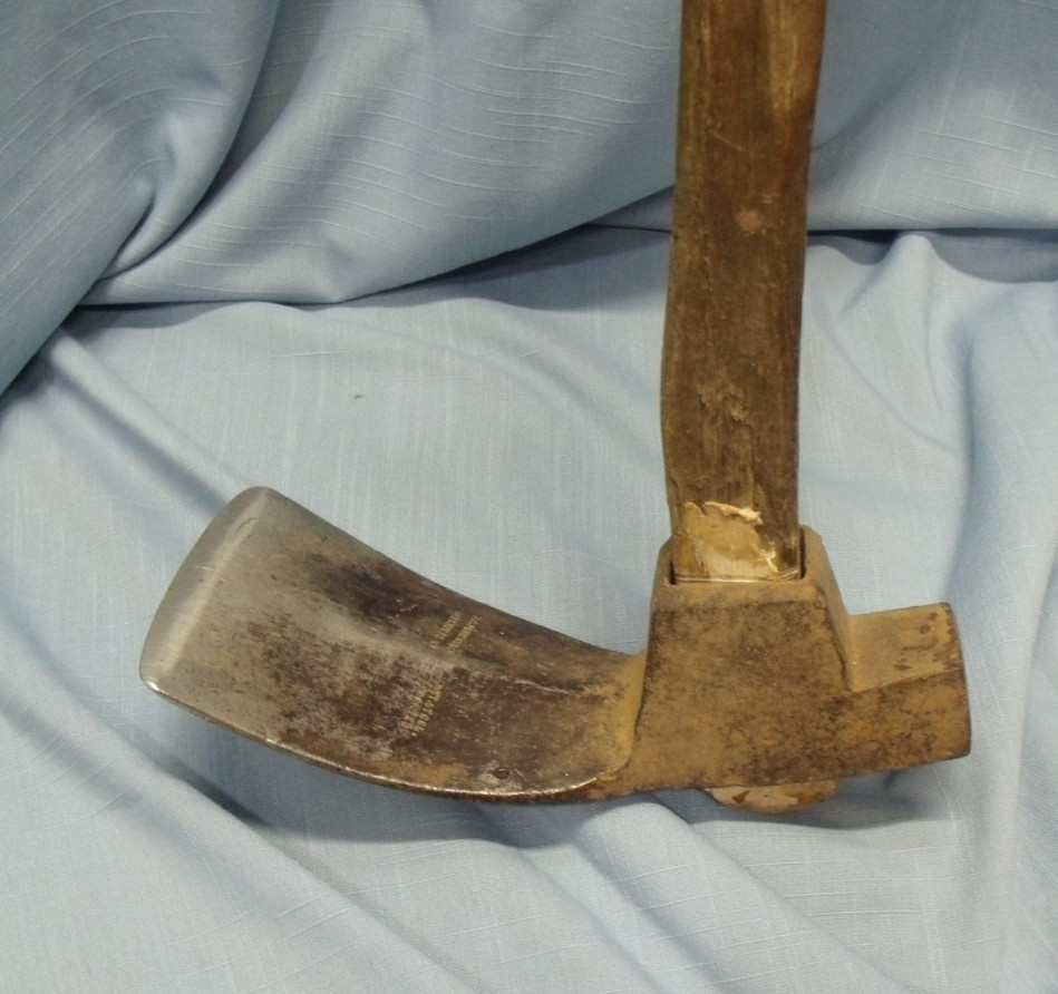 VintageAdze Hoe With Handle