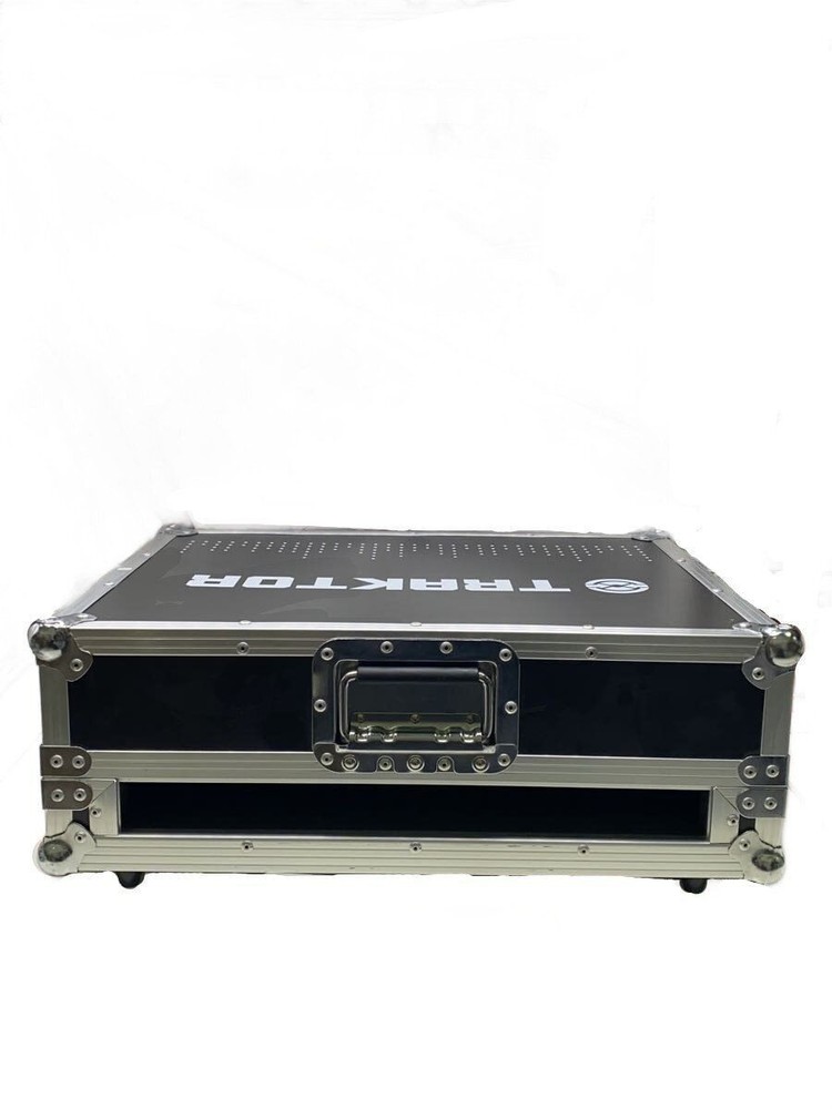 NATIVE INSTRUMENTS DJ EQUIPMENT Used