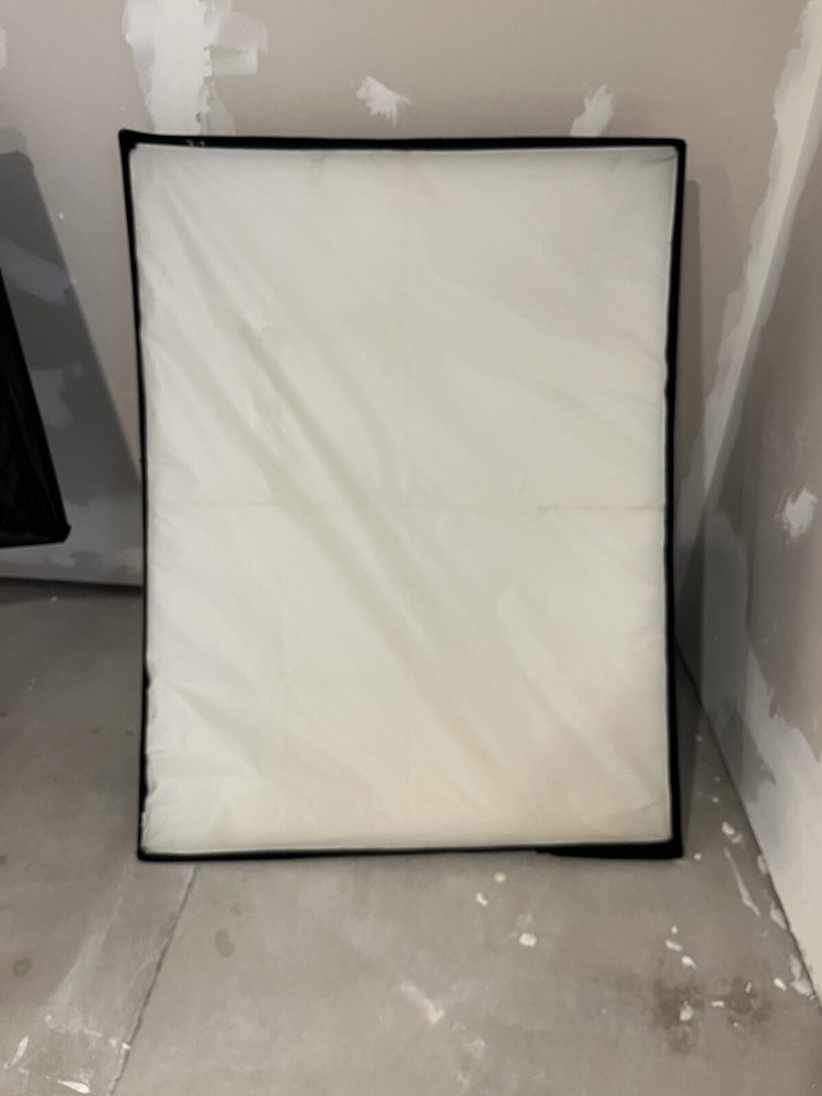 Plume Wafer 140 Softbox for Speedotron Flash Light