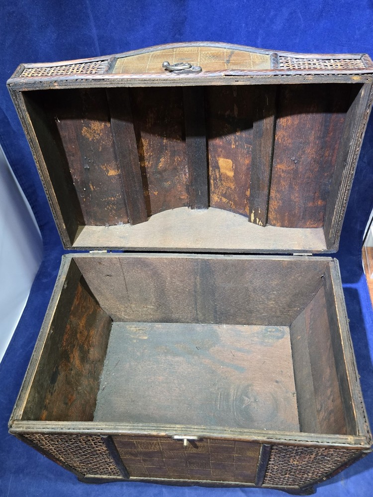 3 Beautiful Wooden Wicker Keepsake Chests, Large, Medium And Small, Stack