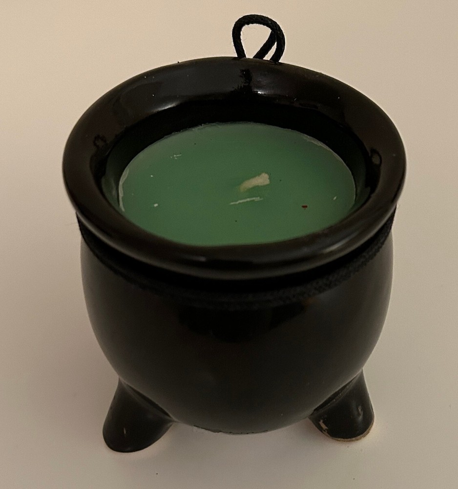 Green Luck Candle in a Ceramic Cauldron!
