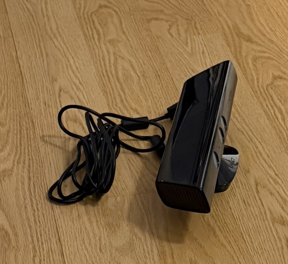 Microsoft Xbox 360 Kinect Sensor Bar Only - Black.