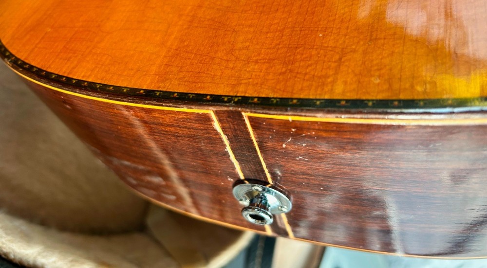 Perfecto Perez ~ classical guitar ~ Hard Case