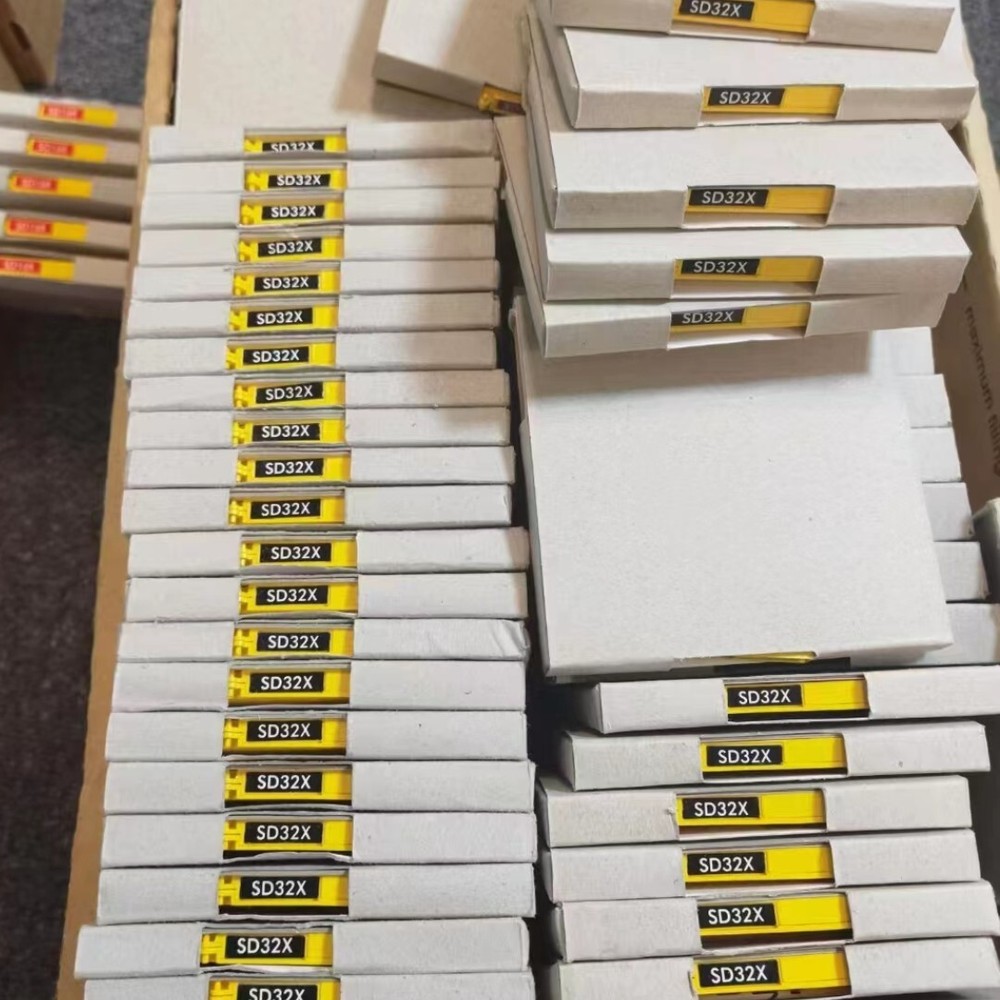 Eaton MTL SD32X Surge protector in stock