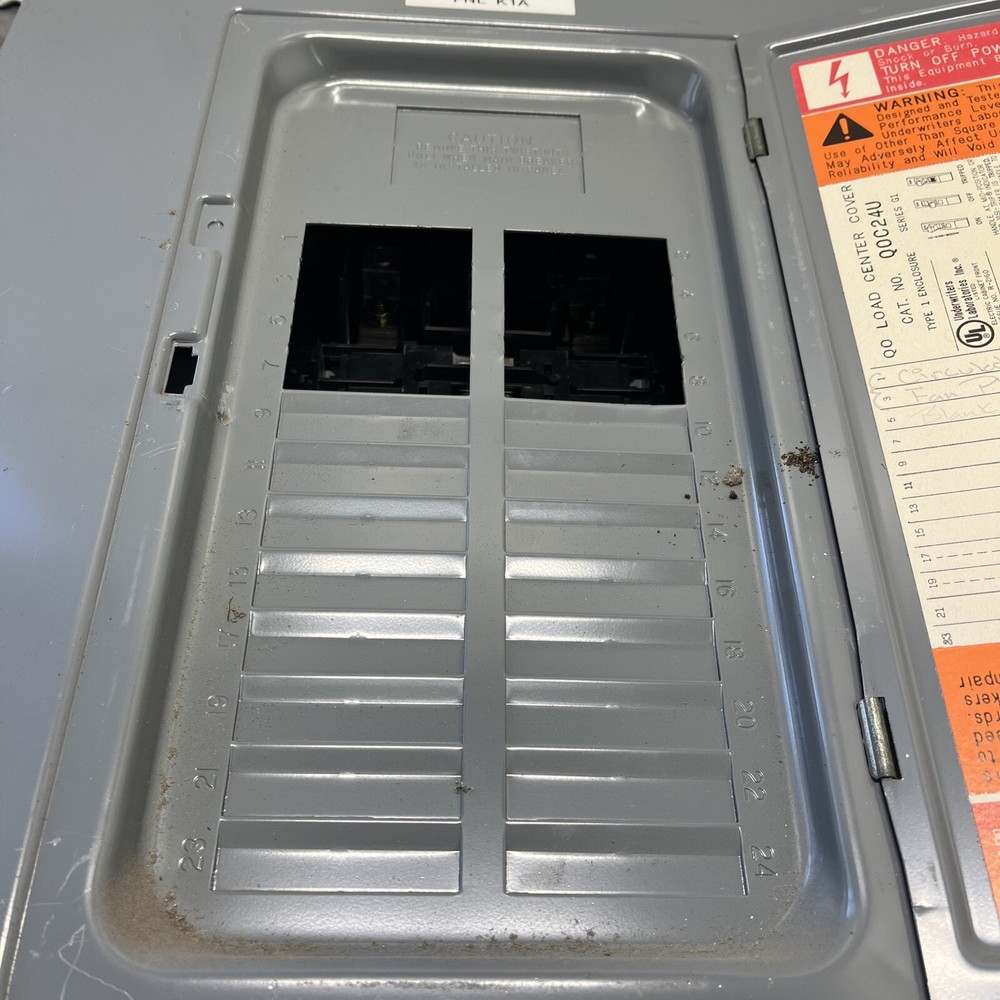 Square D Panelboard 125amps Main 24-Circuit Q0C24U