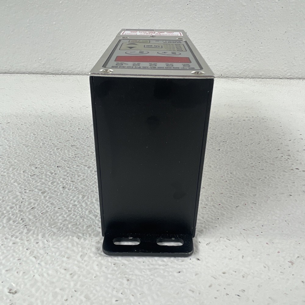 CUH SDVC31-M 3A Variable Frequency Vibratory Bowl Feeder Controller