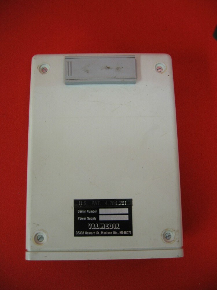 VALMEDIX EKG SIMULATOR 400 & 700 SERIES