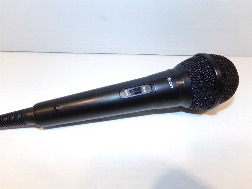 Ion Wired Karaoke Microphone NICE