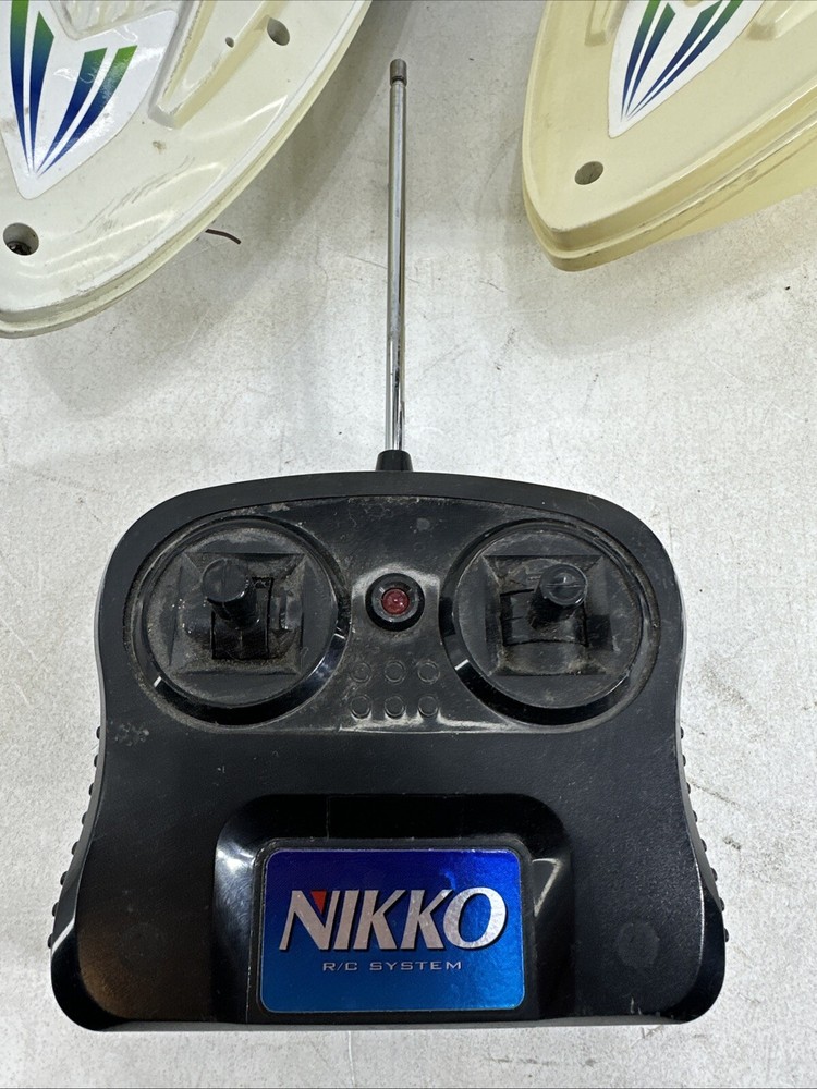 RARE Vintage Nikko Seahawk RC Boat With Controller