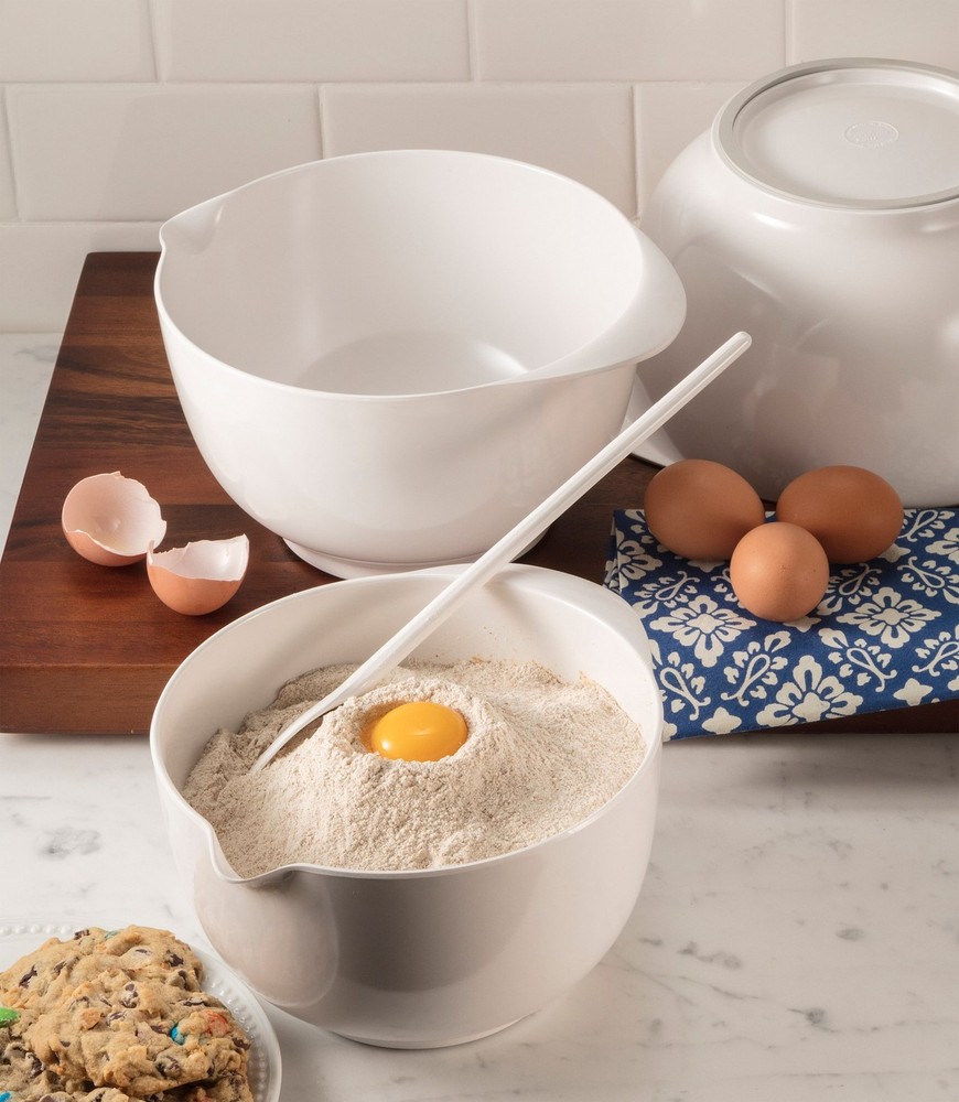 Classic 3 Liter Melamine Mixing Bowl, Red