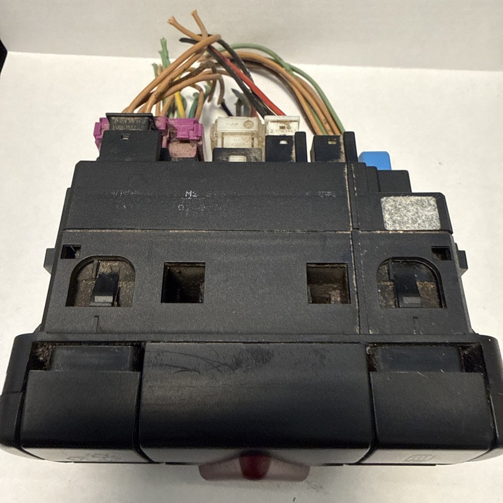 Freightliner A06-60972-008 Hazard Light Switch Mirror Heat