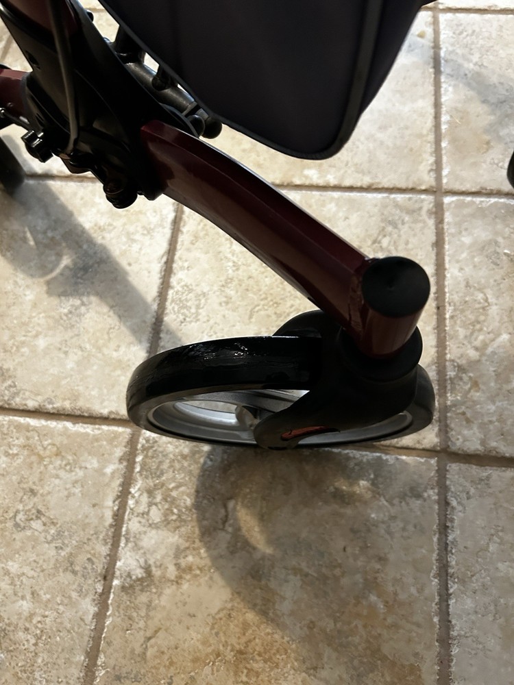 elenker upright walker With Storage