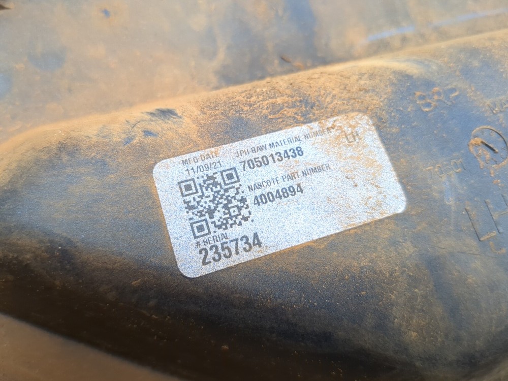 21-24 Can Am Commander 700 XT Left Front Door Panel 705015705