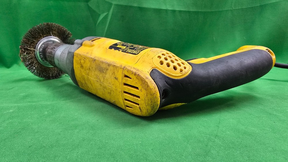 DEWALT DW235G 1/2" Variable Speed Corded Drill TESTED (E9)