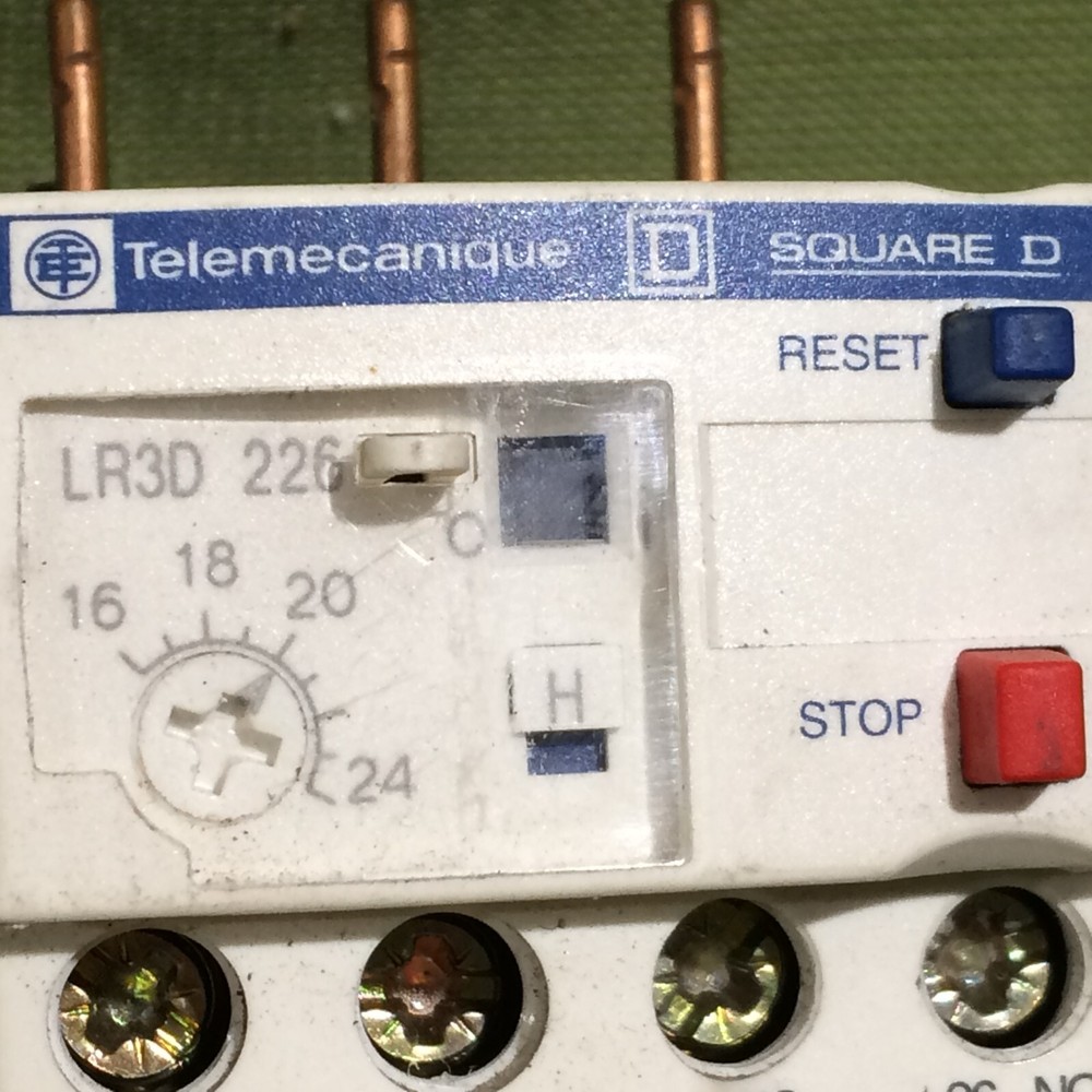 SQUARE D Telemecanique LR3D226 Overload Relay Switch
