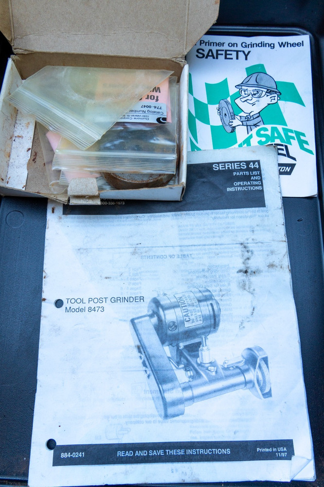 Dumore Model 8473-210 Tool Post Grinder