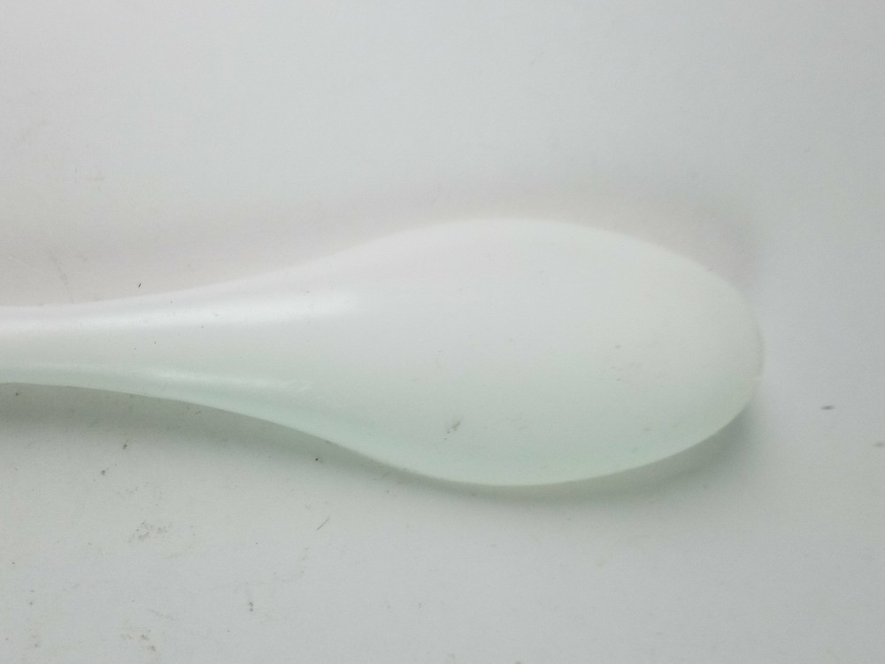 White Plastic Soda Dessert Spoon 8-Inch Long