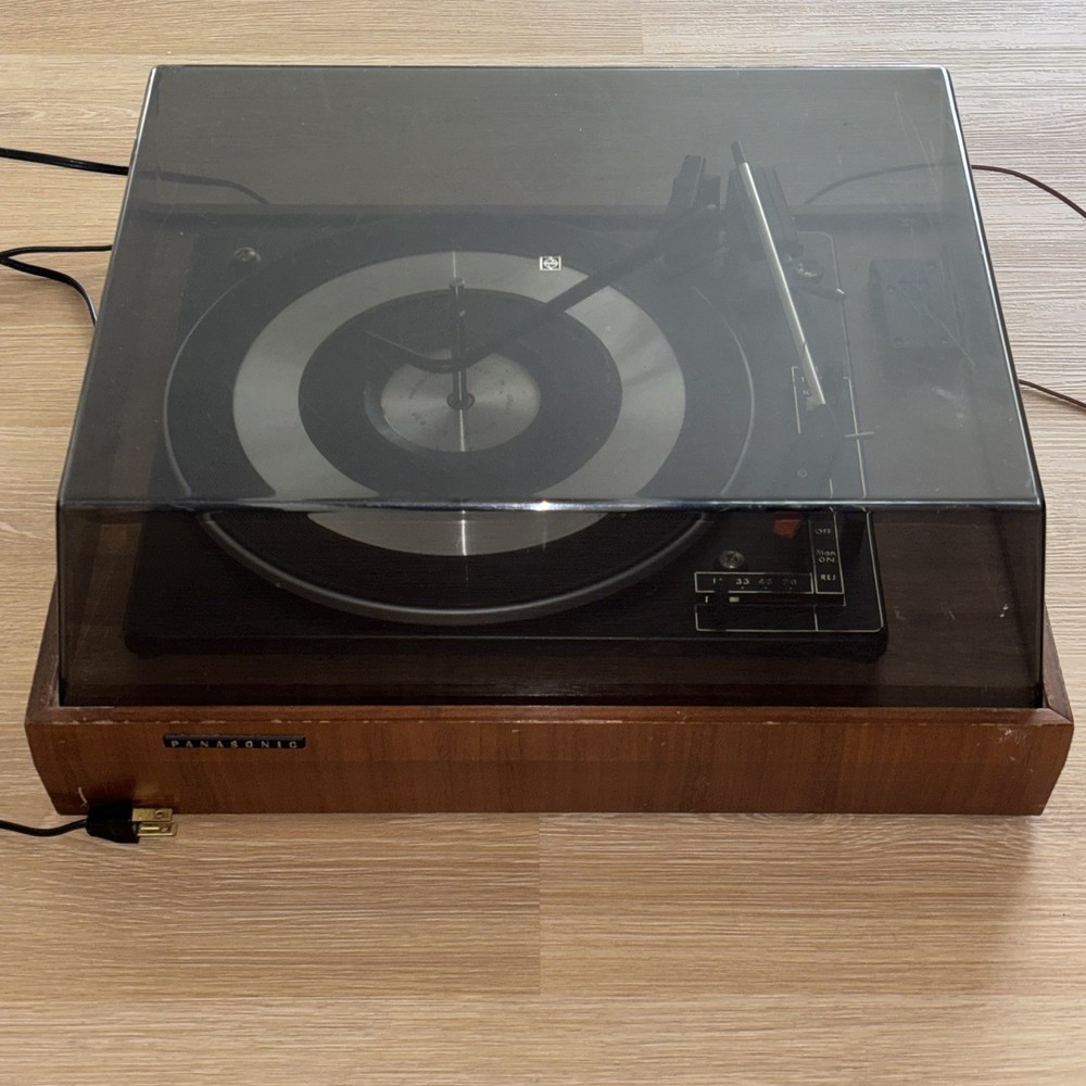 Panasonic RD-7703 Record Player Automatic Turntable
