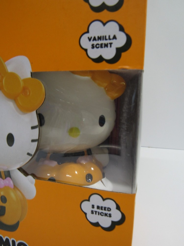 Sanrio Hello Kitty Pumpkin Ceramic Reed Diffuser – Vanilla Scent Halloween Fall