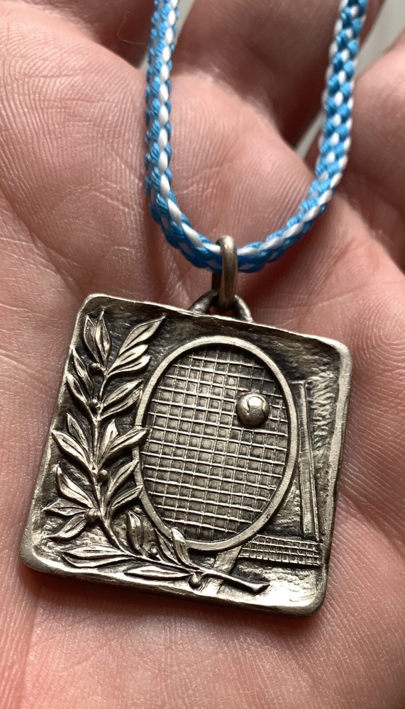 TENNIS MEDAL