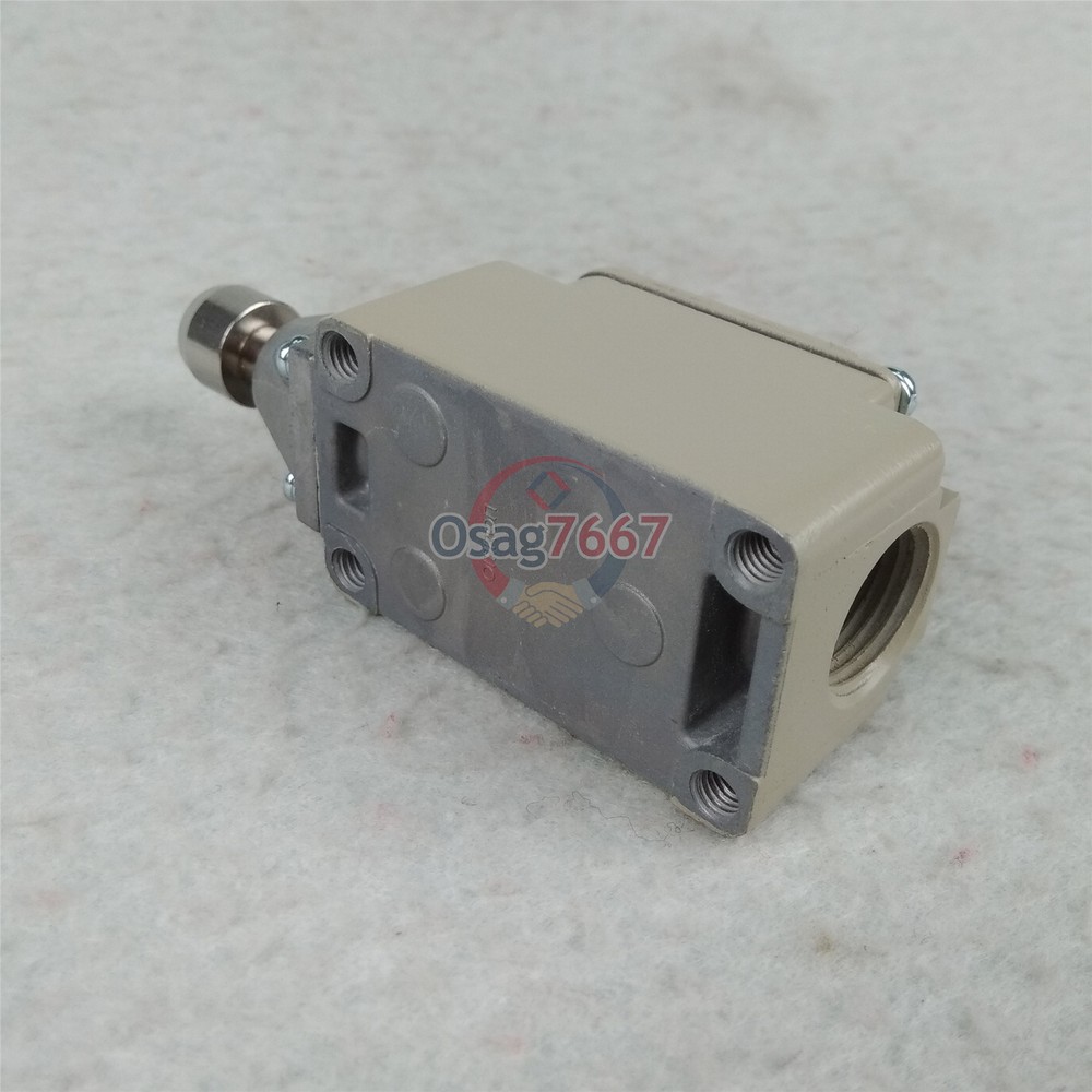 One Wld3q Limit Switch Wld3-Q Omron New