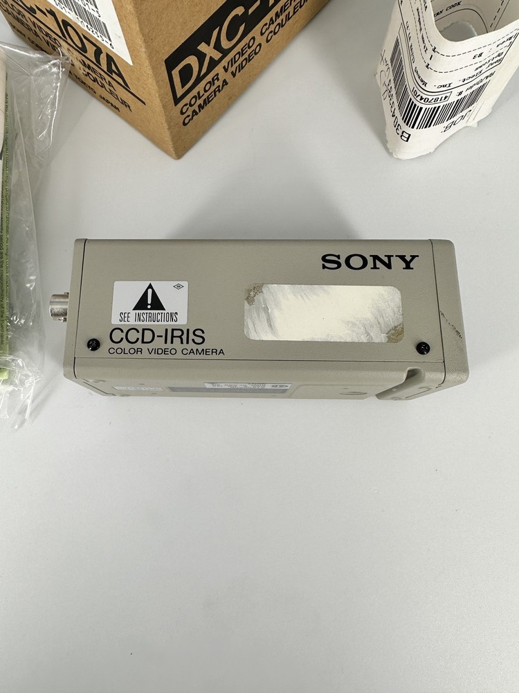 Sony DXC-107A CCD-IRIS Color Video Camera
