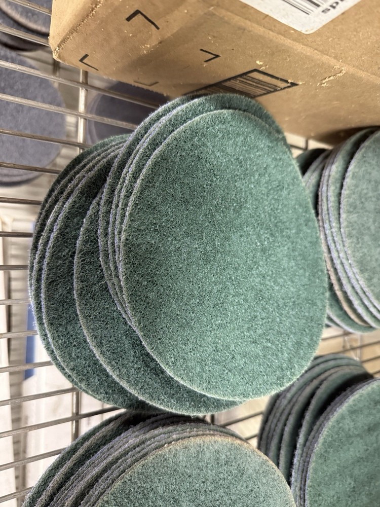 Scotch-Brite 7” Fine Surface Conditioning Disc Hook & Loop (25 case)