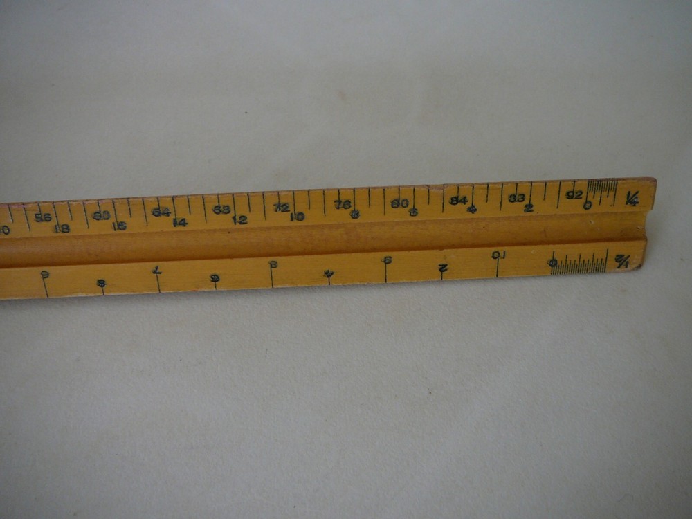 DIETZGEN 31626 ENGINE DIVIDED TRIANGULAR WOODEN RULER