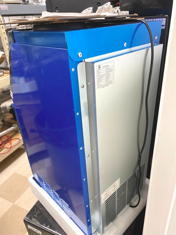 Ice Macine/ Preenex 50 LBS Ice Maker/ 115V