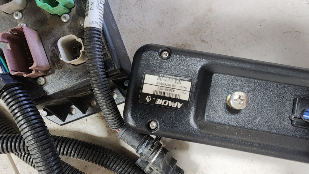 Ag Leader Direct Command Switchbox Apache sprayer Aux Module